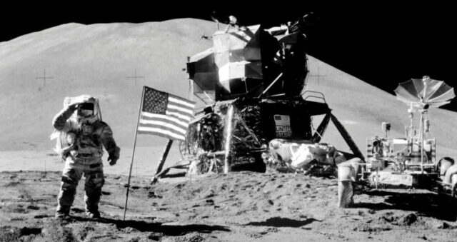 Number_i『GOAT』MV考察：アポロ11号月面着陸の実際の画像